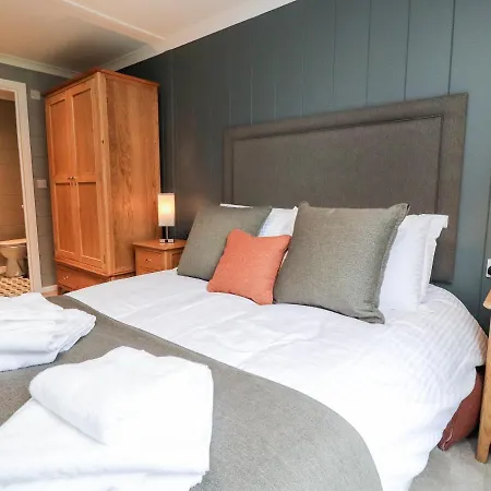 17 The Oaks بيت للعطل سكيبتون